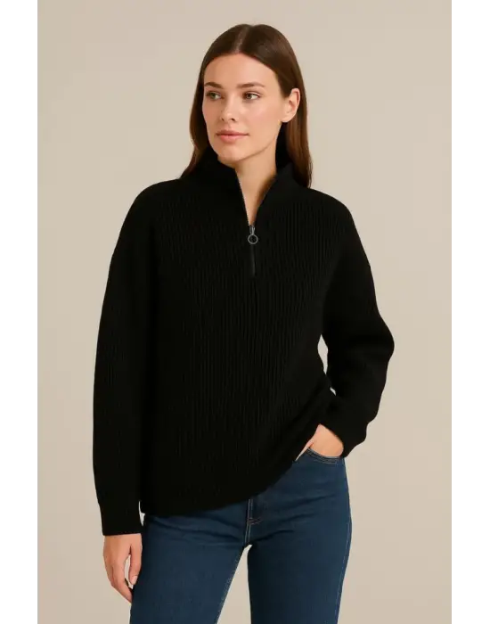 Siyah Yarım Fermuarlı Triko Kazak Kadın