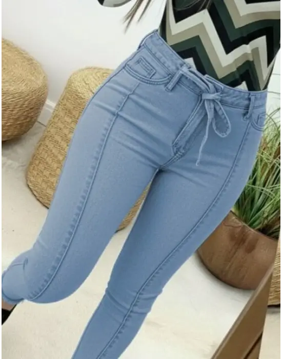 Kadın Yüksek Bel Belden Kuşaklı Yırtık Detaylı Kot Pantolon