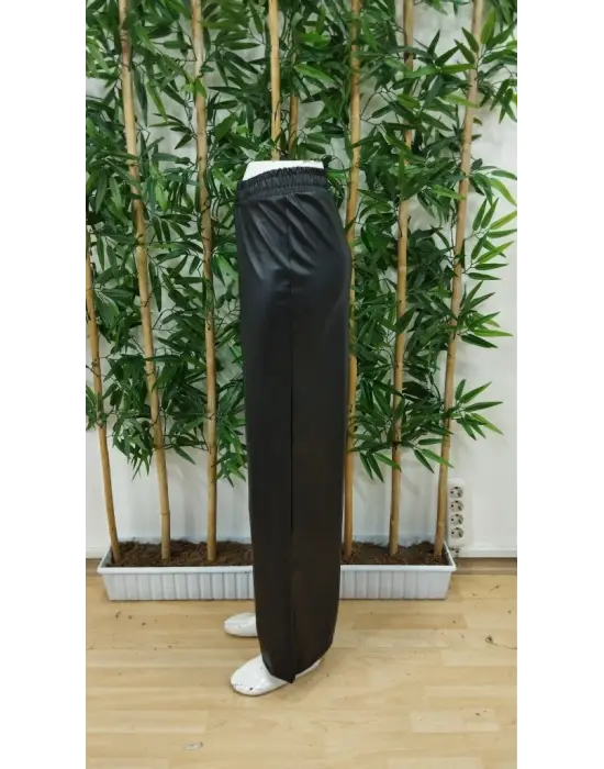 Kadın Yüksek Bel Beli Lastikli Geniş Paçalı Deri Pantolon