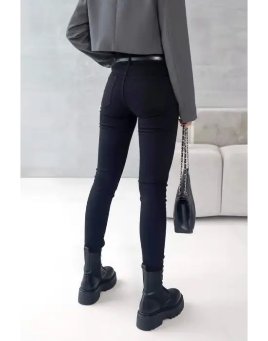 Kadın Yüksek Bel Cepli Kemersiz Kot Pantolon