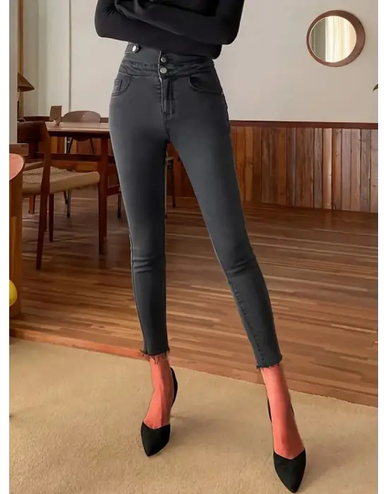 Kadın Yüksek Bel önden Düğmeli Cepli Dar Kesim Detaylı Kot Pantolon