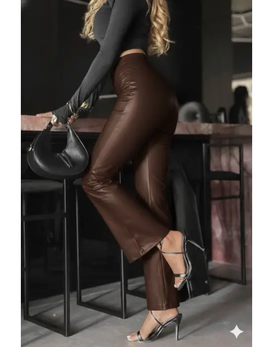 Kadın Yüksek Bel Paçaya Doğru Geniş Deri Pantolon