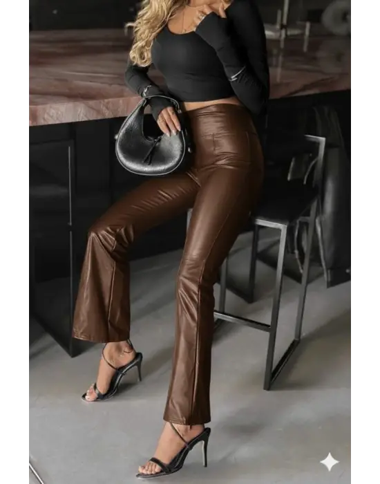 Kadın Yüksek Bel Paçaya Doğru Geniş Deri Pantolon
