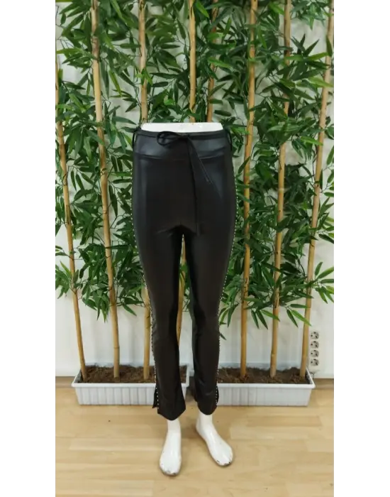 Kadın Yüksek Bel Yanlardan Incili Yırtmaçlı Uzun Deri Tayt