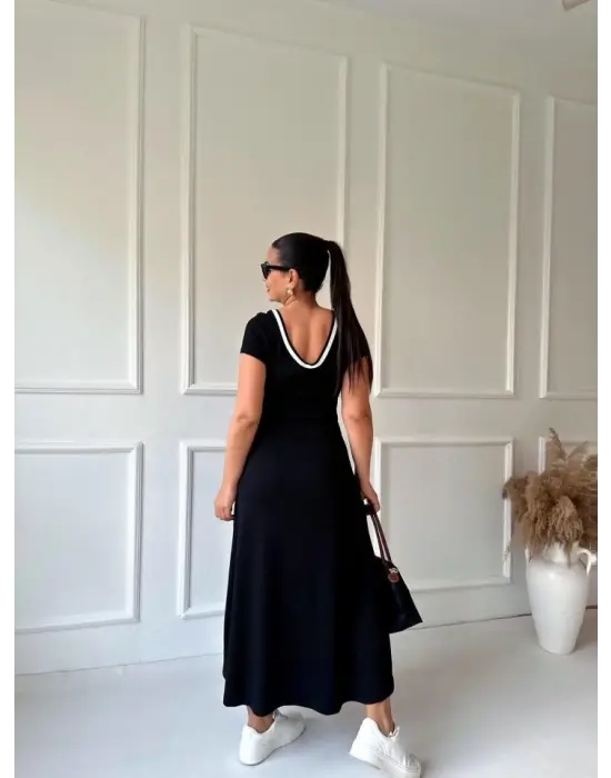 Kadın Yuvarlak Ribana Yaka Beyaz Yırtmaç Detaylı Viskon Tam Boy Elbise