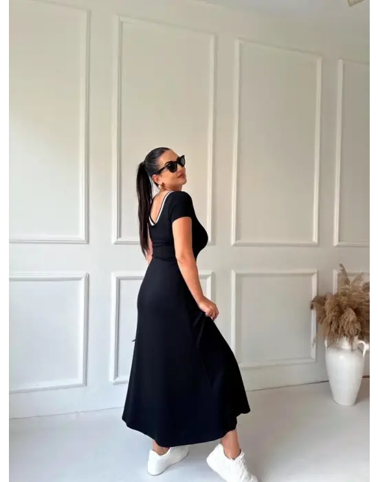 Kadın Yuvarlak Ribana Yaka Beyaz Yırtmaç Detaylı Viskon Tam Boy Elbise