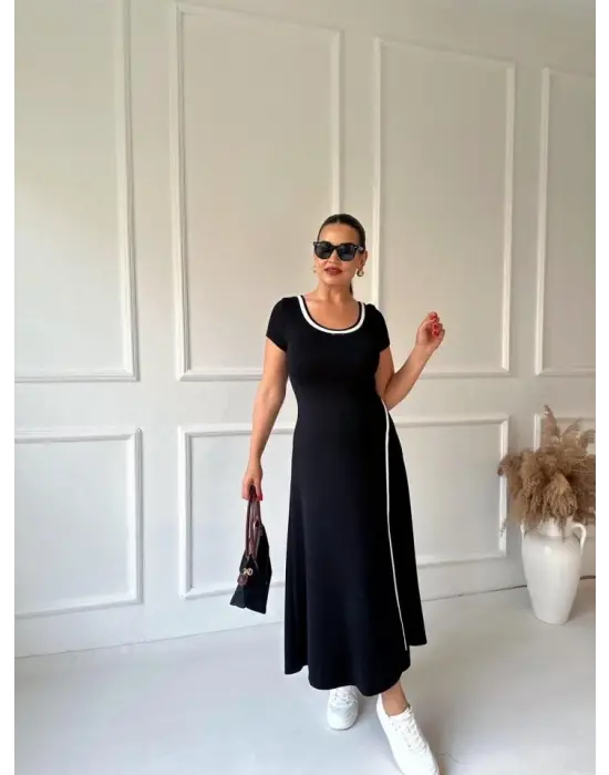 Kadın Yuvarlak Ribana Yaka Beyaz Yırtmaç Detaylı Viskon Tam Boy Elbise