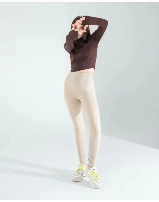 Omarı Etkileyici Kahve Renkli Spor Body