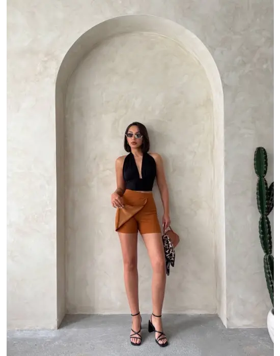 Kapaklı şort etek camel s208