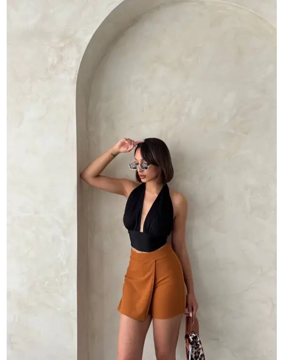 Kapaklı şort etek camel s208