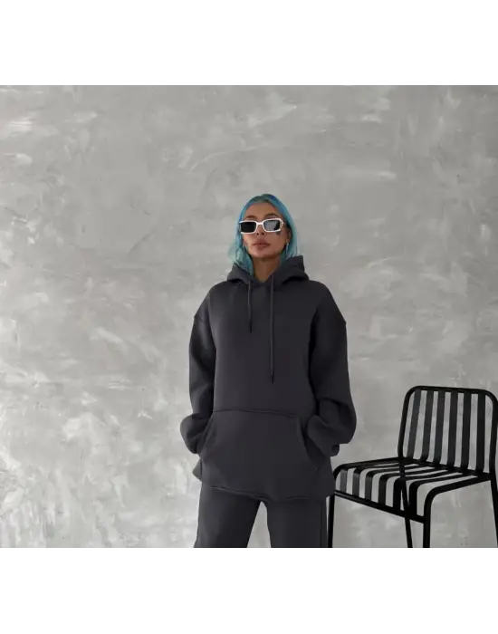 Omarı Rahat ve Şıklık Arayanların Tercihi Kapşonlu Sweatshirt