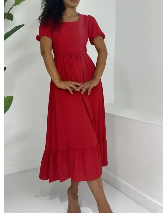 Omarı Kırmızı Kare Yaka Elbise