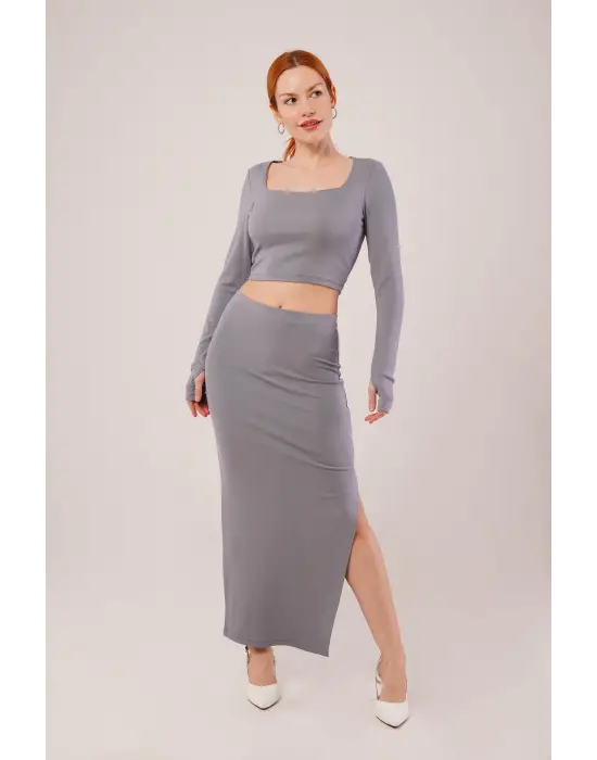 Omarı Gri İkili Takım Yırtmaç Detaylı Etek