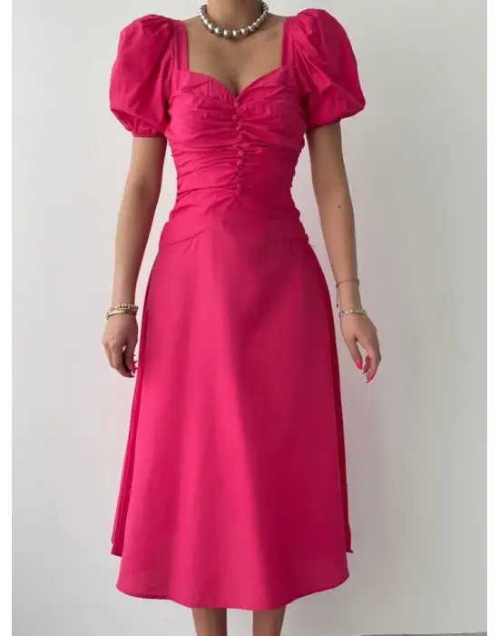 Omarı Kare Yaka Elbise - Şık ve Zarif Tasarımıyla Dikkat Çeken Model