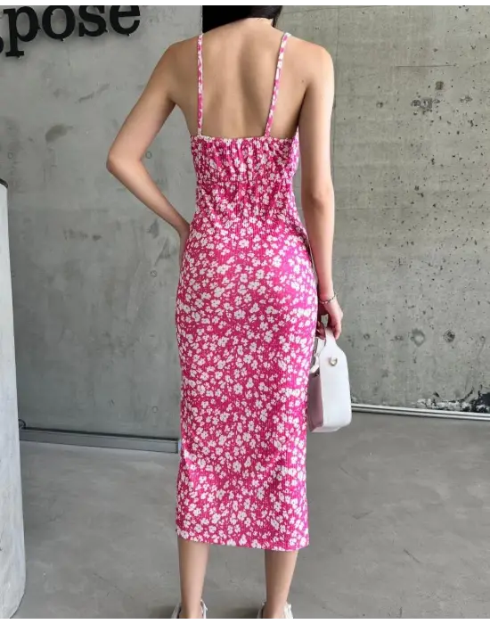 Modern Desenli Askılı Elbise