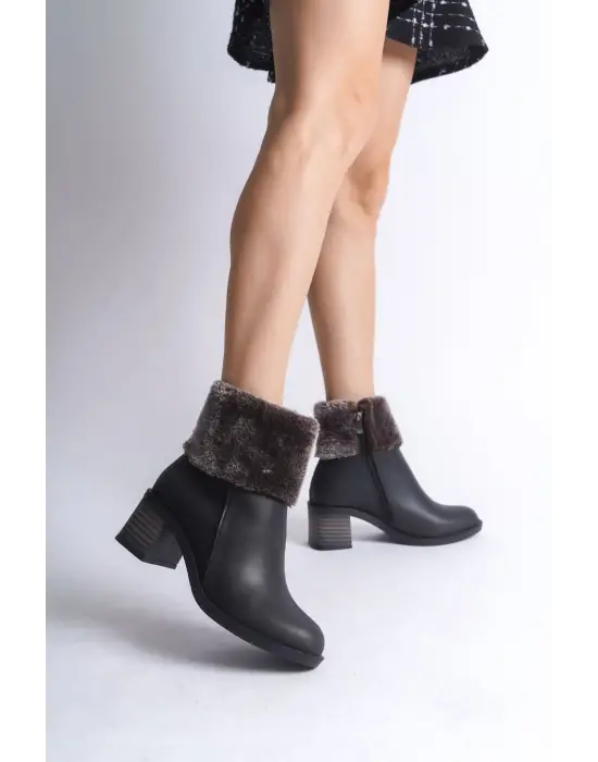 Modern Taban Topuklu Kürk Detaylı Bayan Bot