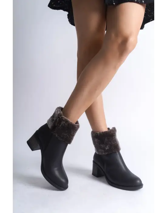 Modern Taban Topuklu Kürk Detaylı Bayan Bot