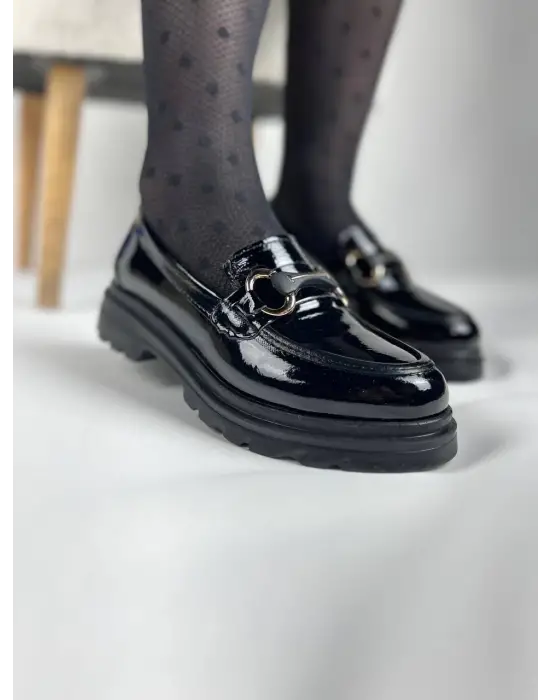 KB-ZN101 Kuback Kömür Rugan Günlük Kadın Babet