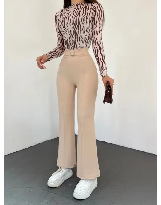 Kemer Toka Detaylı Beli Lastikli Pantolon -Taş