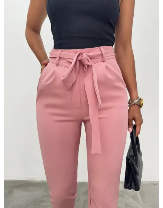 Omarı Pudra Renkli Kemerli Bilek Pantolon