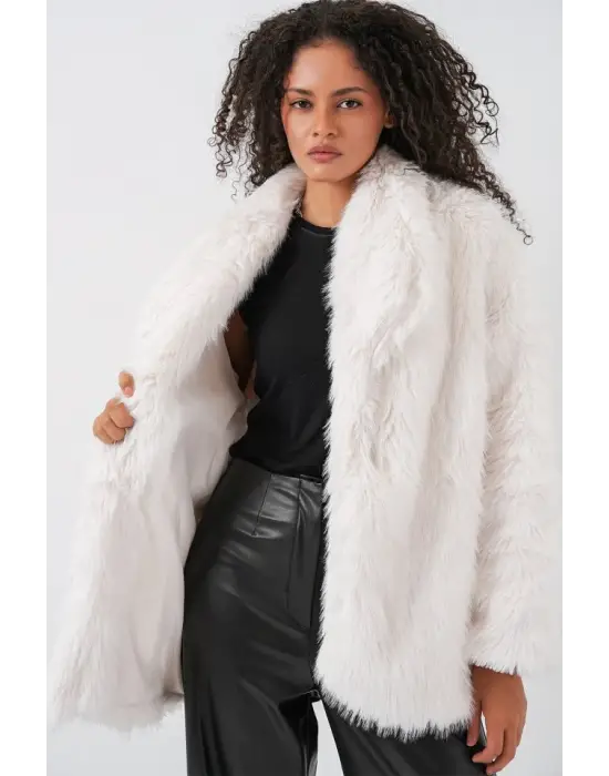 Kemerli Oversize Kürklü Kaban 9156 - Beyaz