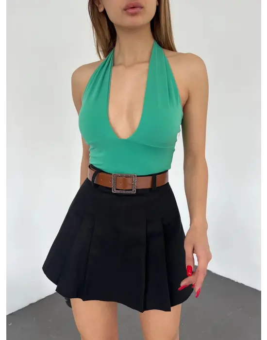 Omarı Kemerli Pileli Şort Etek - Şık ve Trendy