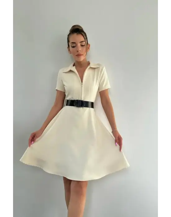 Omarı Yüksek Kaliteli Kemik Kemer Detaylı Spor Elbise