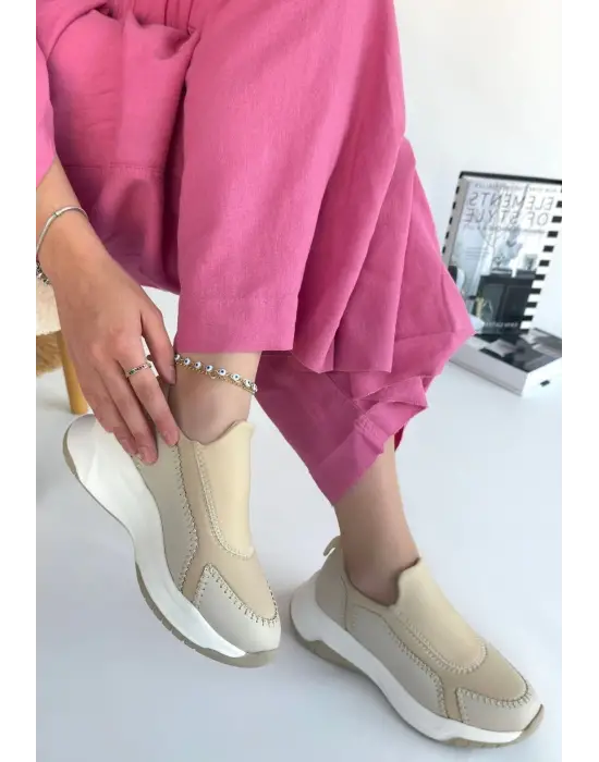 Omarı Hafif ve Rahat Bej Cilt Spor Ayakkabı