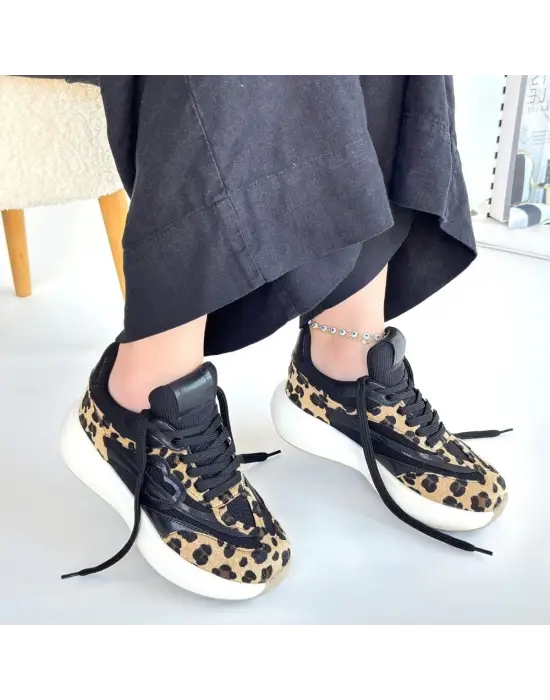 Omarı Leopar Desenli Nubuk Spor Ayakkabı