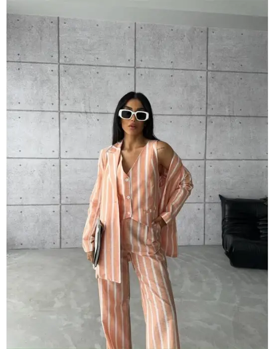 Omarı Renkli Keten Çizgili Ceket - Sezonun Favorisi