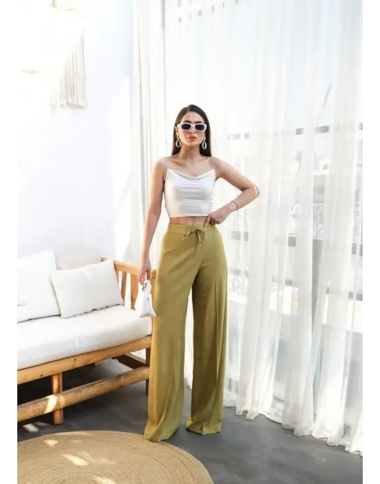 Keten Önü Çapraz Parçali Lasti̇kli̇ Ve Bağcikli Geni̇ş Paça Pantolon