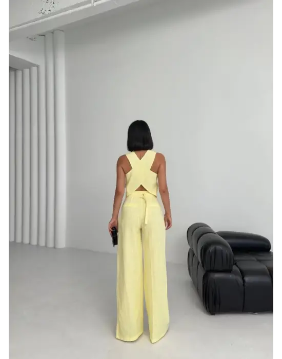 Omarı Eşsiz Tasarımlı Çapraz Cepli Keten Pantolon Takımı