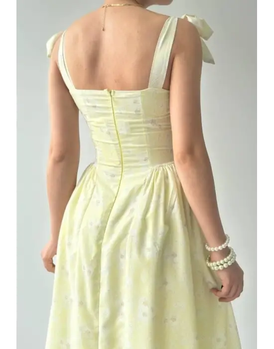 Omarı İncelten Kesimli Omuz Bağlamalı Elbise