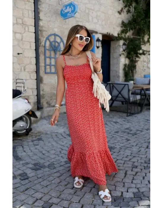 Kırmızı Eteği Fırfırlı Elbise