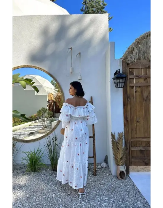 Omarı Elegan Kırmızı Brode Elbise Omuz Detaylı