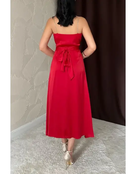 Kırmızı Taş Askılı Prenses Elbise