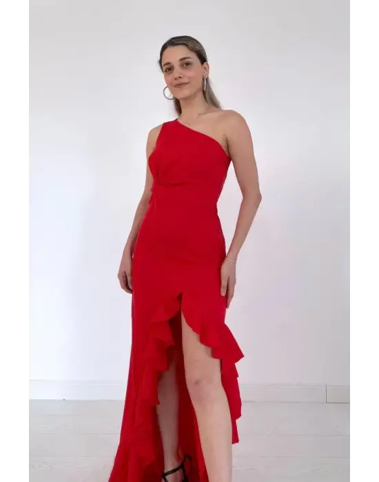 Omarı Şık Yırtmaçlı Volanlı Kırmızı Elbise