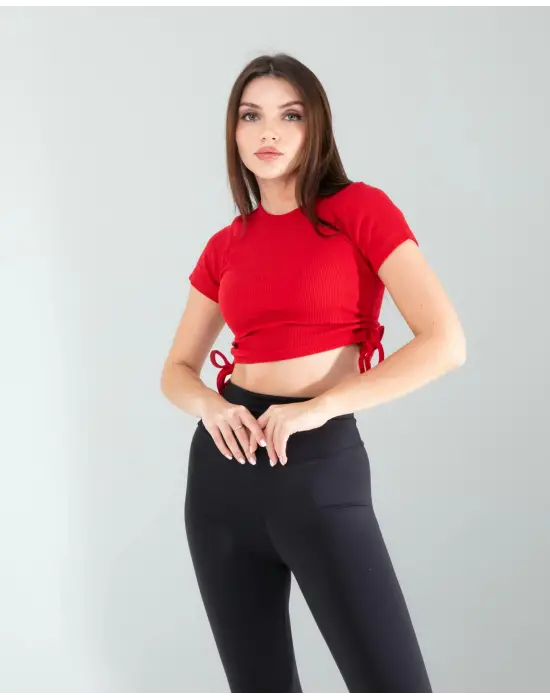 Omarı Şık Kırmızı Crop Üst