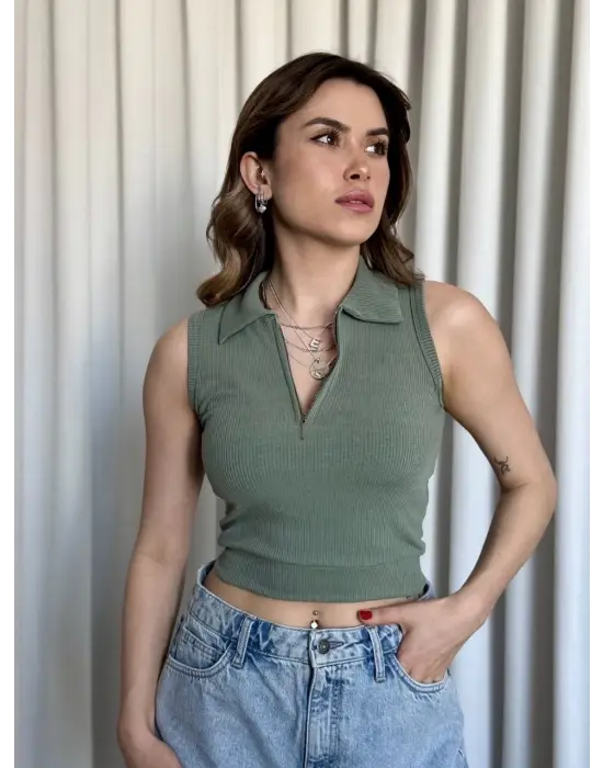 Modern Kısa Fermuarlı Crop