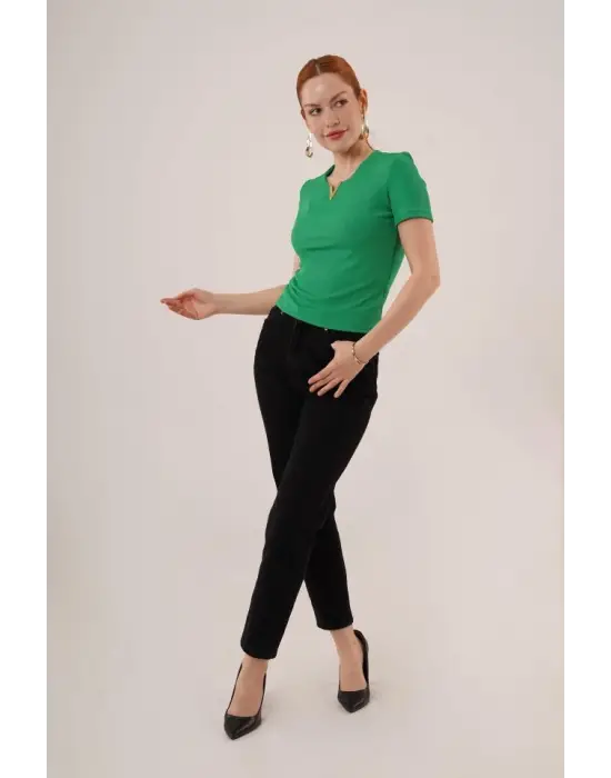 Kısa Kollu Yaka Detaylı Kaşkorse Yeşil Bluz