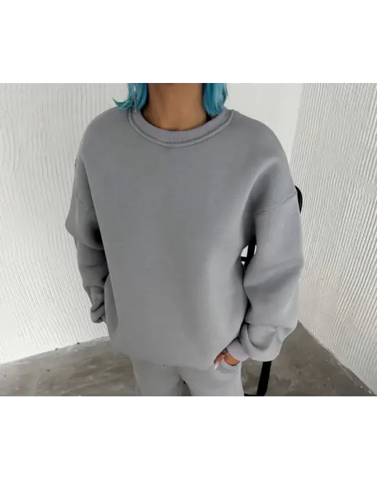 Omarı Rahat ve Şık Gri Basic Sweatshirt