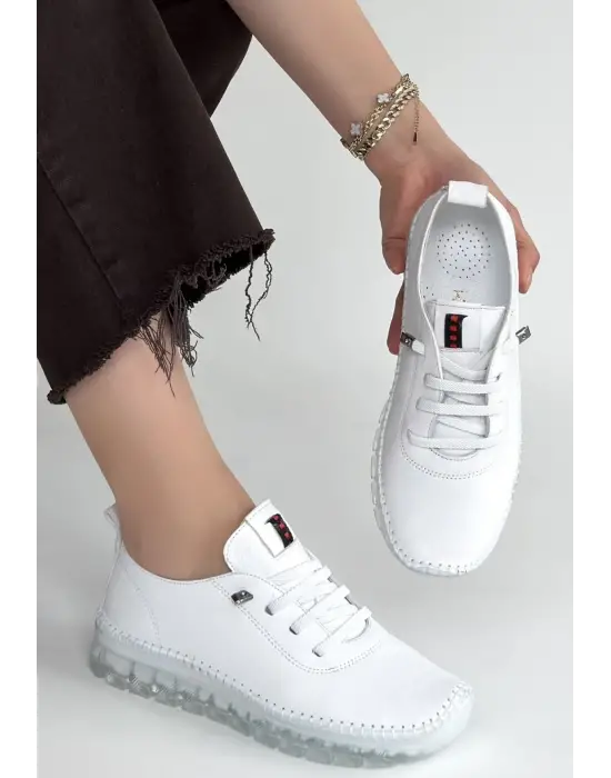 Kitta Beyaz Deri Bağcıklı Spor Ayakkabı