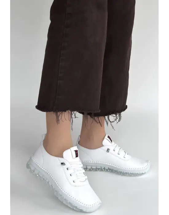 Kitta Beyaz Deri Bağcıklı Spor Ayakkabı