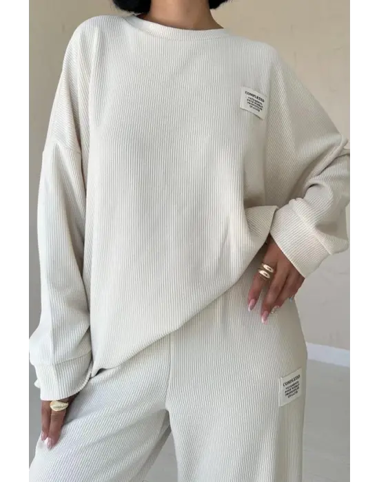 Omarı Klasik Fitilli Bej Kazak ve Pantolon Takımı