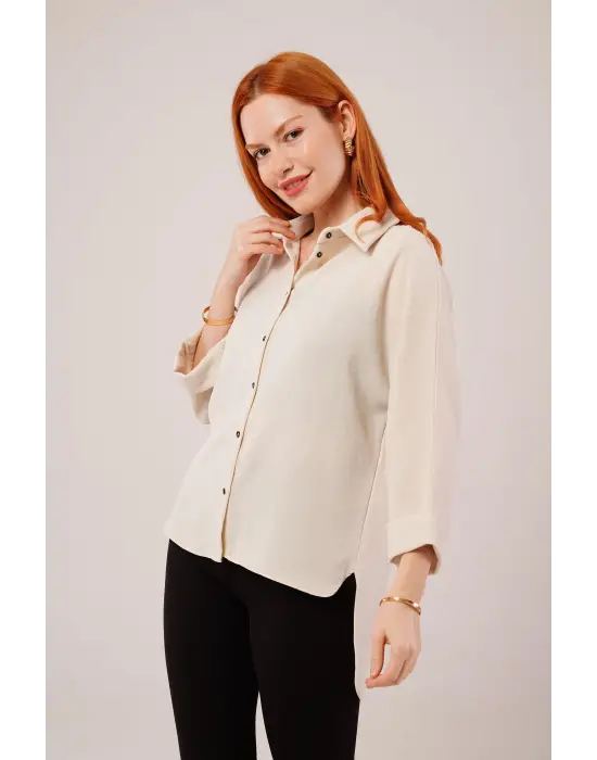 Kol Katlama Detaylı Bej Gömlek