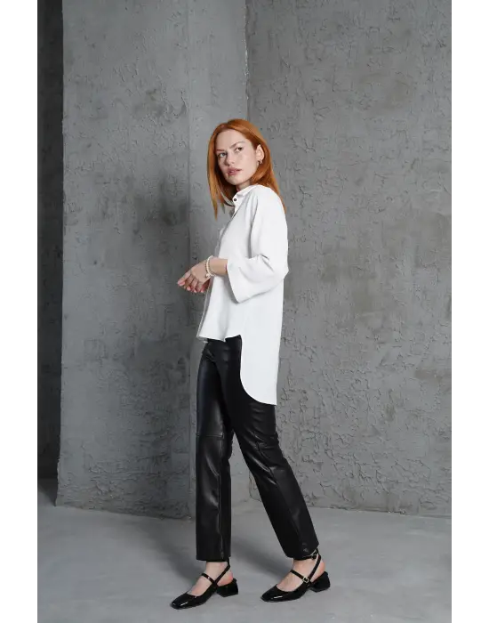 Kol Katlama Detaylı Beyaz Gömlek