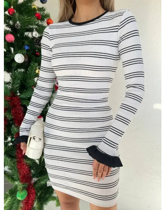 Omarı Beyaz Kol Ucu Volan Detaylı Kaşkorse Elbise