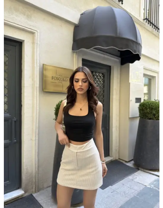 Omarı Çizgili Mini Boy Etek - Bej Yetenekli Kombin Parçası