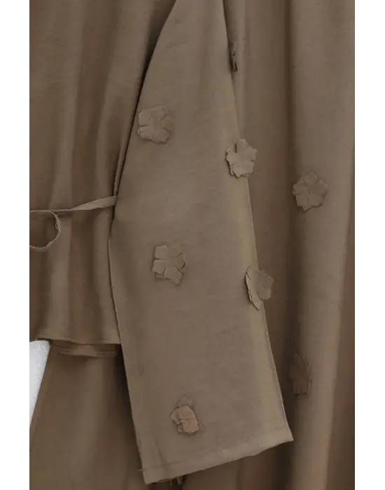 Kolları Ve Eteği Çiçekli Beli Bağcıklı Gömlek Etek İkili Modal Takım  -Kahve