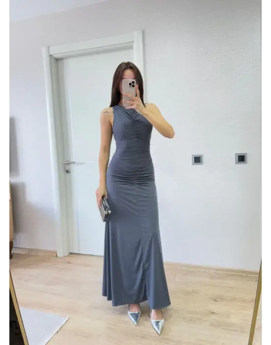 Kolsuz Büzgülü Uzun Elbise - Füme